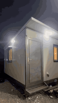 شركة المهندس للبيوت الجاهزة تنفيذ كرفان 8×4 مغلق بالكامل من الداخل شبا...