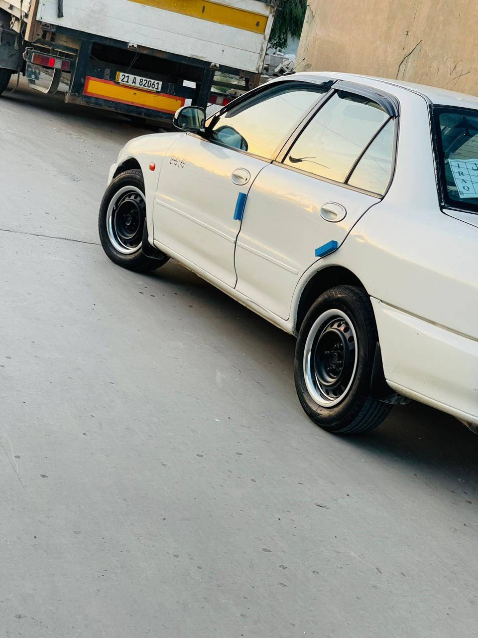 السلام عليكم
بروتون 2002 السياره نضيفه 
رقم بغداد بسمي 
السعر 35 ورقه 
***********
