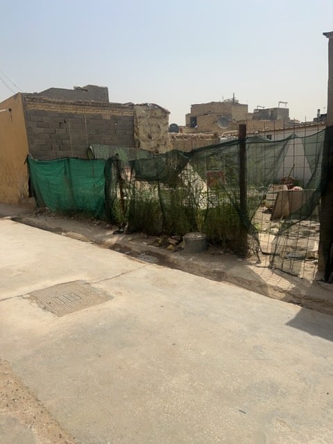 قطعة ارض مساحه 100مربعه مكانها بغداد مدينة الصدر  الشيشان شارع المدارس بضهر المدرسه مباشرة اول فرع عالشارع الرئيسي السعر 40مليون المنطقه كامله من كل النواحي مجاري تبليط نت ضوءي المنطقه مبلطه بالكامل للاستفسار مكالمه الرقم   ابو   حيدر***********
ممكن توضحلنا شنو نوع السند/الملكية للقطعة؟ وهل الأوراق كاملة وجاهزة للبيع؟: 
طابو زراعي 
البيع من المالك مباشرة لو عن طريق وكيل؟ وبأي محافظة/منطقة ممكن يتم التواصل أو المراجعة؟: 
مباشر 
السعر45 مليون نهائي لو بيه مجال للتفاوض؟ وهل تقبلون البدل أو الدفع النقدي فقط؟: 
دفع نقدي فقط 