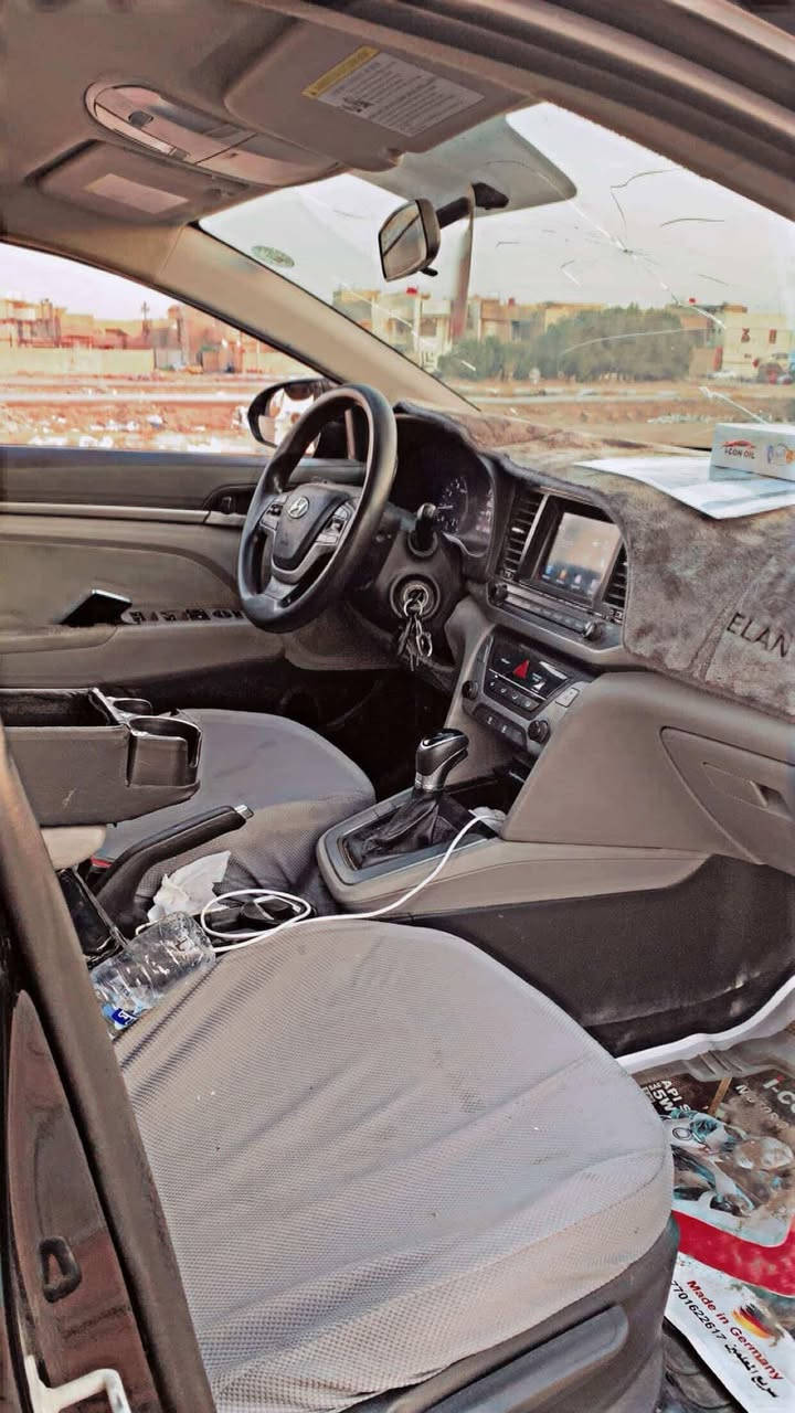 سلام عليكم النترا 2017 وارد أمريكي مكينه وكير كفاله نظيفه بيه ٣ قطع السعر ١٢٠ وبيه مجال للاستفسار ***********
