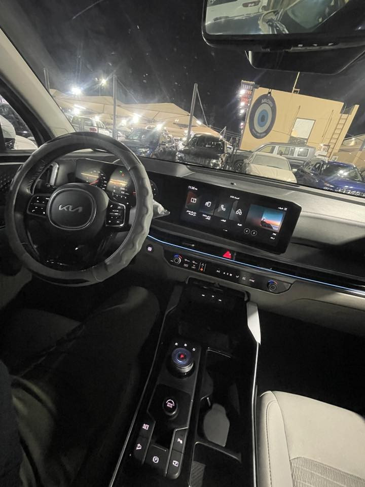 سورنتو موديل 2025 للبيع
جديدة بمعنى الكلمة استخدام شخصي  

بعدها بلزكات الشركة 

 رقم بغداد انكليزي بأسمي

مكينه ٦ سلندر 

7 راكب 

داتشو

بصمه 

كير موس

كامرات 

كشنات كهرباء

تشغيل عن بعد 

جنطه كهرباء

مري شفط

فول حساسات امامي خلفي 

ويل 20 

ويل كب كروم  

تبريد ٣ قطع 

دوشمه ارضيه 

 ماشيه 20  

اوتو هولد

سايد بريك بصمه

شحن لاسلكي

بردات خلفية 

بعد بيها هواي مواصفات وتفاصيل 

مكان السيارة كربلاء المقدسة 

لاستفسار الاتصال 

***********
