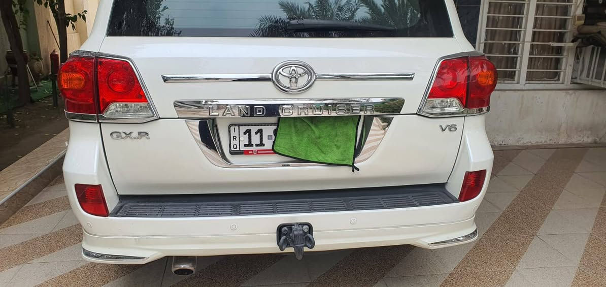 سلام عليكم لاندكروز 2014ساز رقم بغداد مكفوله الاتصال على الرقم ***********لمعرفة السعر والتفاصيل
