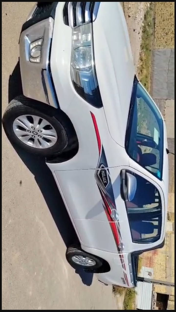 سياره هايلوكس 2018 كويتي فول مواصفات گير اوتماتيك رقم ميسان انگليزي
مكلف بل النشر للستفسار *********** سعرها 240 وبيها مجال
