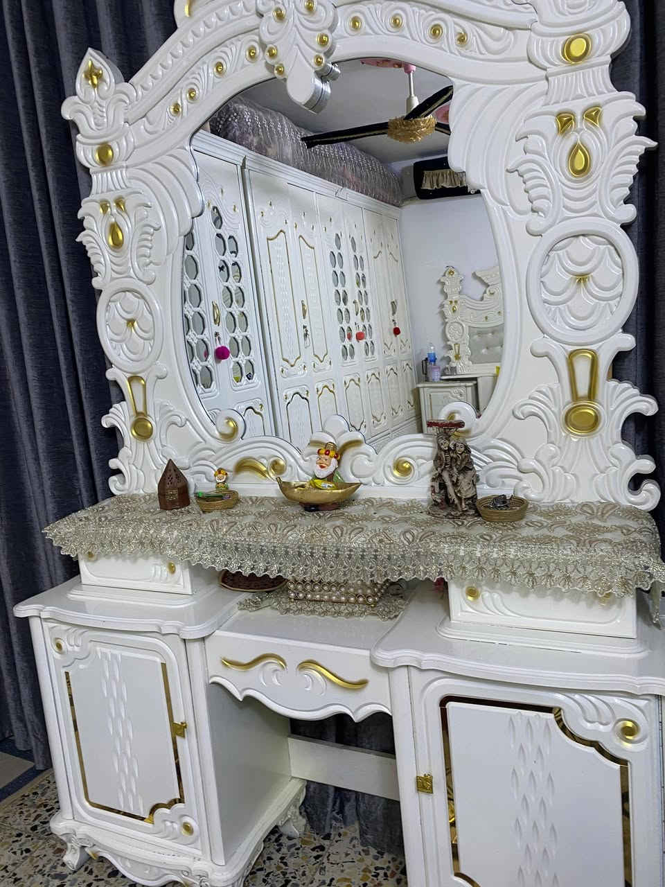 غرفه شغل عراقي تصميم تركي ٩٠٠ بيها مجال
***********
