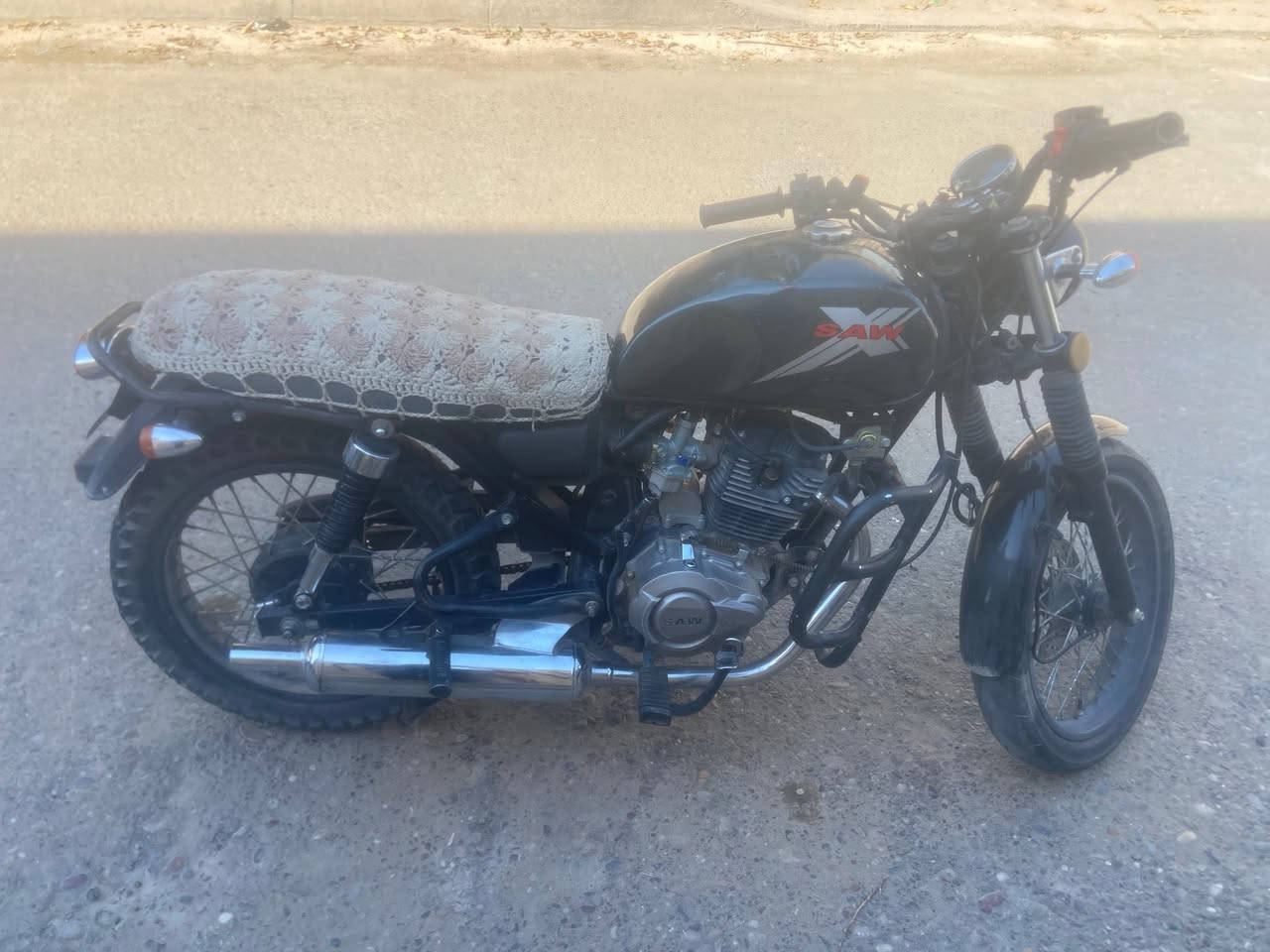 ساو للبيع مديل 19 محرك150 الماطور نضيف محرك لوك ما مفتوح ماطور نشط نكره سلف كلشي شغال السعر 550 وبي مجال بسيط 
الرقم ***********
