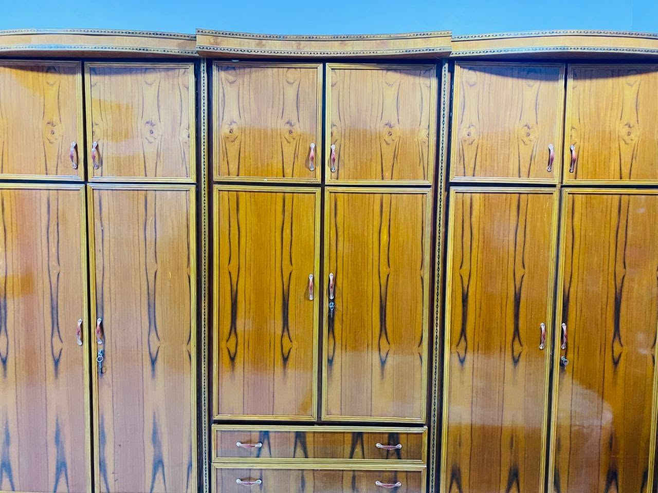 غرفه نوم عراقيه حطاطه صاج نضافه فول استخدام قليل السعر 950بي مجال العنوان الرمانه البعبيد الاتصال ***********
