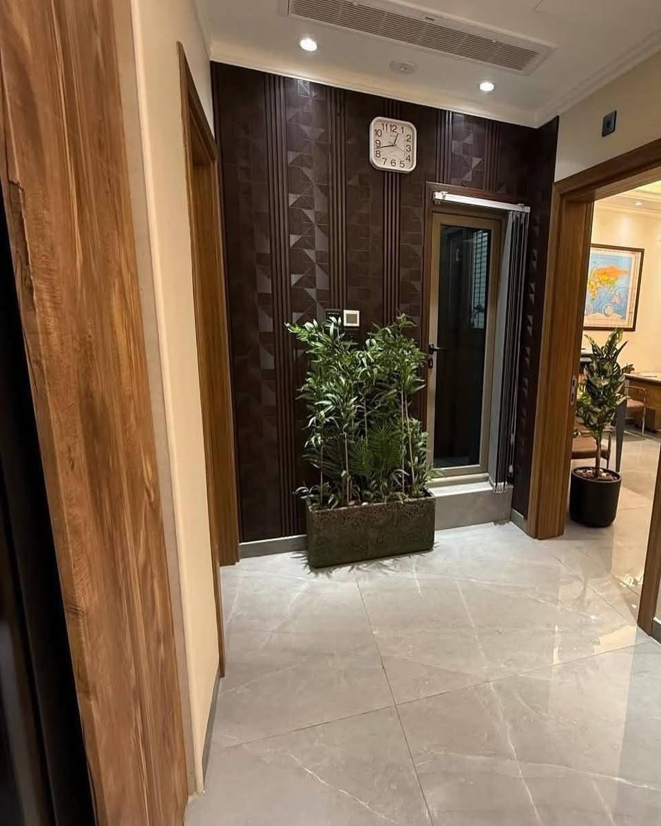 🏡شقة مؤثثة للبيع في العرصات🏡

✏️المساحة 90 متر✏️

✔️سند مستقل ✔️
~~~~~~~~~~~~~~~~~~~~~~~~~~~~~~~~
✨تتكون من غرف نوم عدد 2 صالة مطبخ مؤثثة بالكامل سبالت مركزية وبارك للسيارات✨

📍الموقع العرصات شارع السدة مباشر طابق ارضي 

⁉️للأستفسار الاتصال على الارقام ⁉️~~~~~~~~~~~~~~~~~~~~~~~~~~~~~~~~
📞***********📞 ***********📞

🏗️الرفاه للأستثمار والتسويق العقاري🏗️
