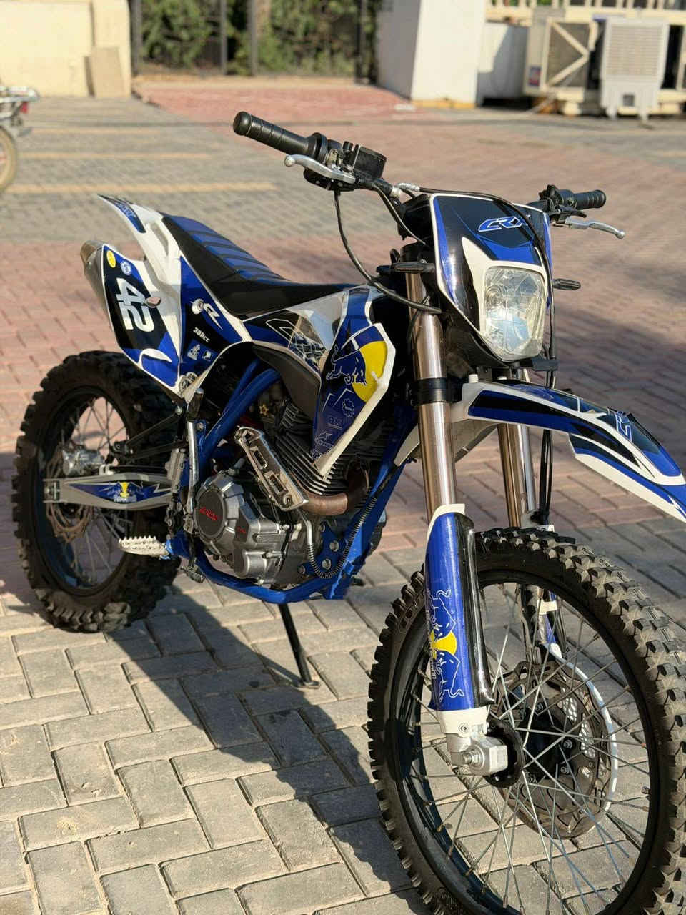 دراجه قفاز crx  2025مكينه300 دراجه جديده بنايلون 
دراجه كامله مكفوله من كلاشي سعر 1300وبيه مجال او مراوس بدراجه دايوان جبلي دراجه اوراقه كامله حته 
كمرك مدفوع عنوان جزيرة بغداد السياحيه +964 770 634 9337 رقم صاحب الدراجه /مكلف بلنشر الله يرزق جميع


**إذا كنت صاحب هذا الإعلان وتريد حذفه لأي سبب، رجاءا أرسل رسالة إلى الدعم الفني**