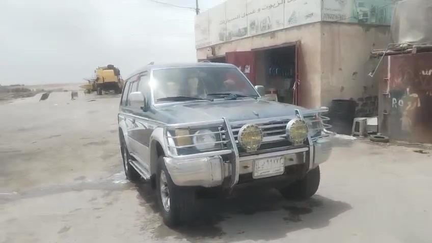 السلام عليكم باجيرو موديل 94مكينه بطه0 300سياره
 جاهزه حداده جديده مكفوله من ضربه ولصبق سياره جاهزه رقم بصره مكاني ميسان لبتيره شرط تحويل سعر 40وبيها مجال قليل ***********
