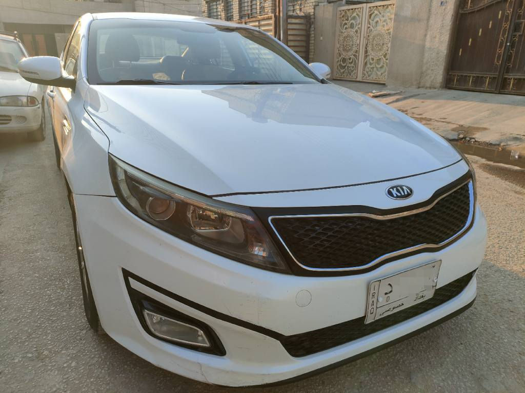 السلام عليكم 
كيا اوبتما 2016
- محرك 2000، مبدل گازگيت قبل 3 سنوات، بدون تنقيص او تبخير. ولا ادفانس..
- كونترول ستيرن.
- مثبت سرعة.
- نظام اقتصادي.
- شاشة كار بلي.- كاميرا خلفية
- مكفولة من الحادث والصبغ، والتبديل...
- إشارة بالمرايا، والمرايا شفط..
- بيهه طخة خفيفة من جهة السائق، وبارد قليل من الطرف الثاني، والموضح بالسونار...
- السيارة باسمي..
العنوان: بغداد - الدورة...
موبايل: *********** بغداد, العراق

