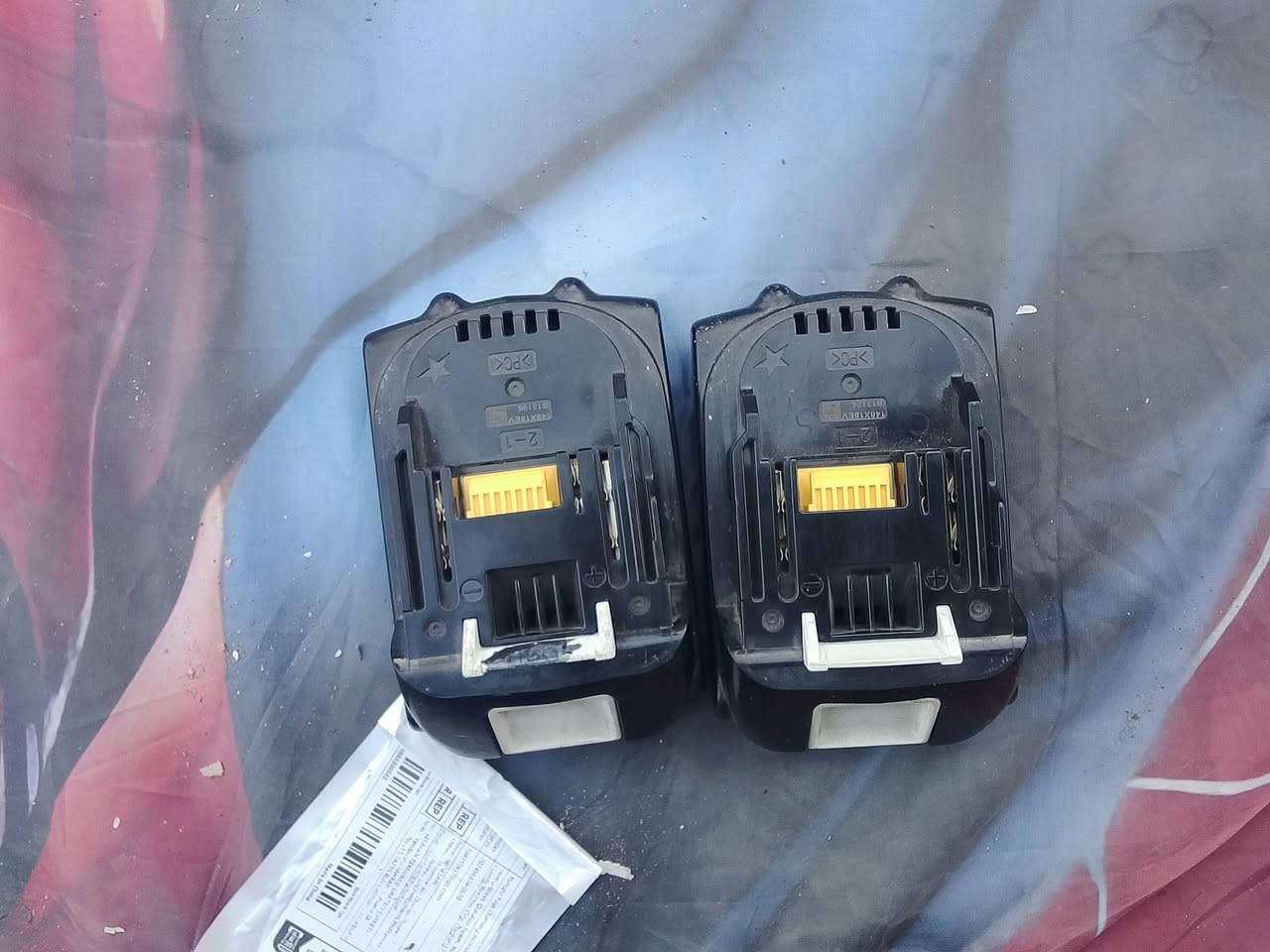 بطاريات ماكيتة اصليه شغالات 50الف مع توصيل


**إذا كنت صاحب هذا الإعلان وتريد حذفه لأي سبب، رجاءا أرسل رسالة إلى الدعم الفني**