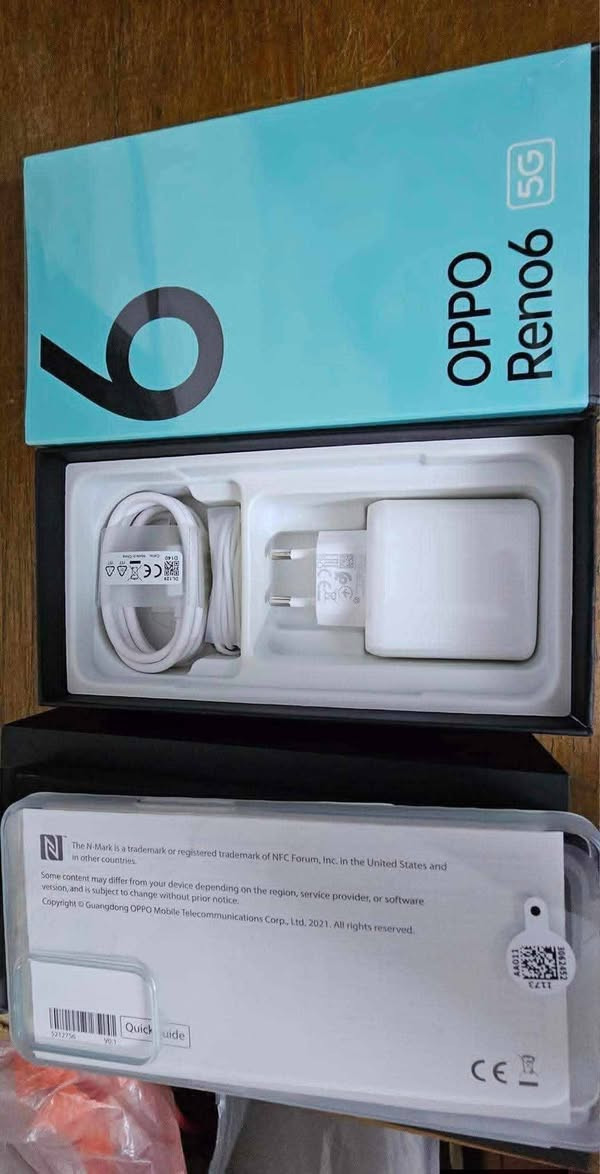 اوبو رينو 6 5G
(جهاز جديد نظافة 100%)
ملحقات كاملة ما طالعات من الكارتون 
1. الهاتف: Oppo Reno 6 5G.
2. المعالج: Dimensity 900 5G ثماني النواة، تكنولوجيا 6 نانو.
3. التخزين/الرام: 128 جيجا، 8 جيجا رام.
4. الكاميرا: خلفية ثلاثية (64+8+2 م.ب)، أمامية 32 م.ب.
5. الشاشة: 6.43 بوصة، FHD+
6. البطارية: 4300 مللي أمبير 
7- شاحن سريع 65 واط

السعر : 250 الف
ت : ***********
بغداد - الكاظمية
