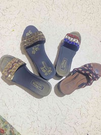 شحاطة نسائي • مقاسات ٣٦-٤١ • ١١ زوج