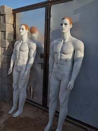 رجالي • نضيف جدا • نجف