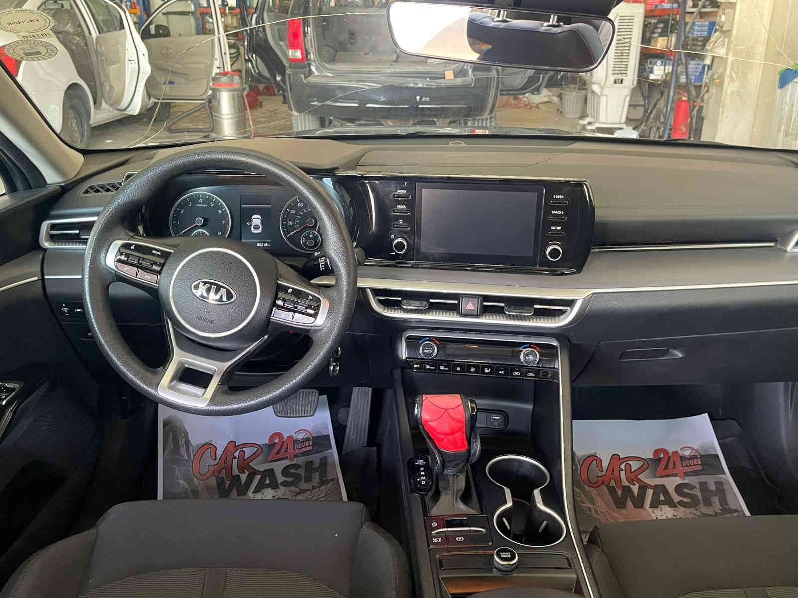 كيا K5 2021 مواصفات عادية رقم شمالي بأسمي ماشية 55 الف ميل السيارة جديدة جداً حادثها والسونار مرفقات بالصور بس بنيد صبغ بدون ايرباك بدون دواخل مكينة 1600 تيربو كفالة صدر تبريد كير وجاهزة إن شاءالله السعر 157 وبيها مجال مكان بغداد الكرخ للأستفسار ‭0771 030 9490‬
