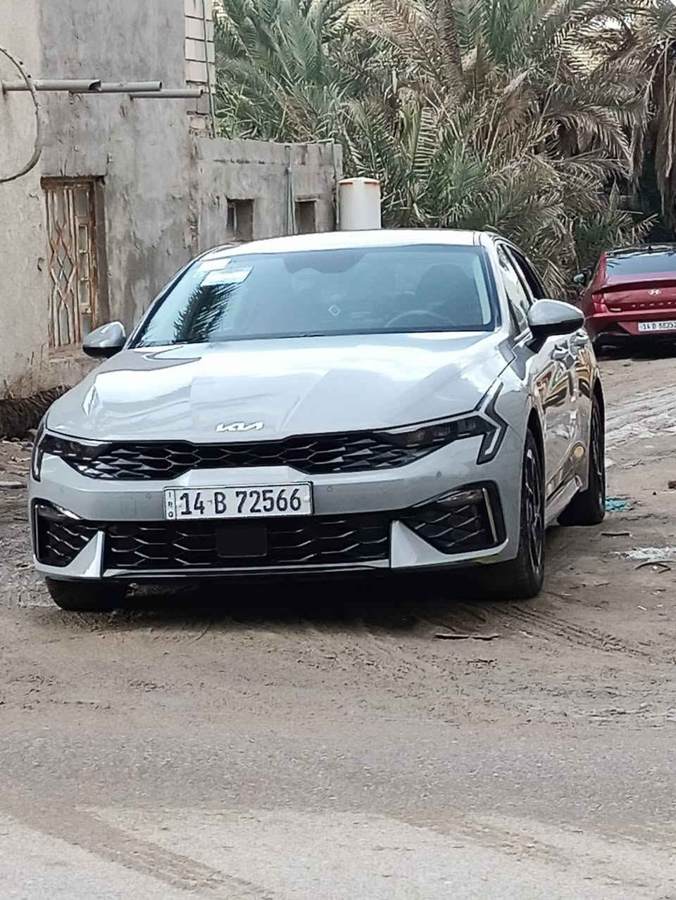 كي فايف K5 موديل 2024
وارد كوري غاز فقط خط واحد
اصل
دخول و ترقيم جديد بسمي
مكان السيارة البصرة 
السيارة كفالة عامة بس بيها بارد بالصندوق قليل جداً اقل من شبر وبارد بداية البنيد كذلك قليل جداً والباقي كفالة حتى من شخط
السيارة فول مواصفات
قمارة حديد

1- گير ماوس
2- درايف مود وضعيات قيادة
3- سايد بريك بصمة مع خاصية الاتو هولد
4- تشغيل عن بعد
5- خاصية الجنطة الذكية
6- خاصية رفع زجاج النوافذ
بعد قفل الابواب
7- تشغيل ذكي ودخول ذكي
( البصمة)
8- شاشة كبيرة فول مواصفات
مع GBS واندرويد اوتو
9-- اريل زعنفة
10- كامرة خلفية دوارة 
11- لايت امامي لد
12- بگلايت لد خلفي
13- حساسات خلفية و امامية
14- خاصية تنقية الهواء من الفايروسات والبكتريا
15- رادار امامي مع خاصية البريك قيادة شبه ذاتيه
16- رادار خلفي مع خاصية التوقف
والتنبيه الجانبي يمين ويسار
17- كرسي كهرباء امامي
18- تبريد وتدفئة الكراسي الامامية
19- تدفئة المقود
20- نظام الخروج عن المسار
21- تنبيه النقط العمياء 
22-  تبريد خلفي 
23-- سستم ايرباك كامل عدد(9) ايرباك 
24-- الاوامر الصوتية 
25-- كراسي جلد 
26-- نظام مانع الانزلاق
27-- مرايا الجانبية كهرباء قابلة للطي 
28-- مقود جلد حياكة
29-- المرأة الداخلية تعتيم ذاتي 
30-- لايت زنون بلادي 

هاي ابرز المواصفات الموجودة
ماشية 42 الف حقيقي ع ايدي انا مستوردها من كوريا الي و صور السيارة من جانت هناك بكروية موجودة عندي 
السعر/ 200 ورقة وبيهة مجال
الشراي يتصل

أخوان التفاصيل 
كلهة مذكورة

***********
