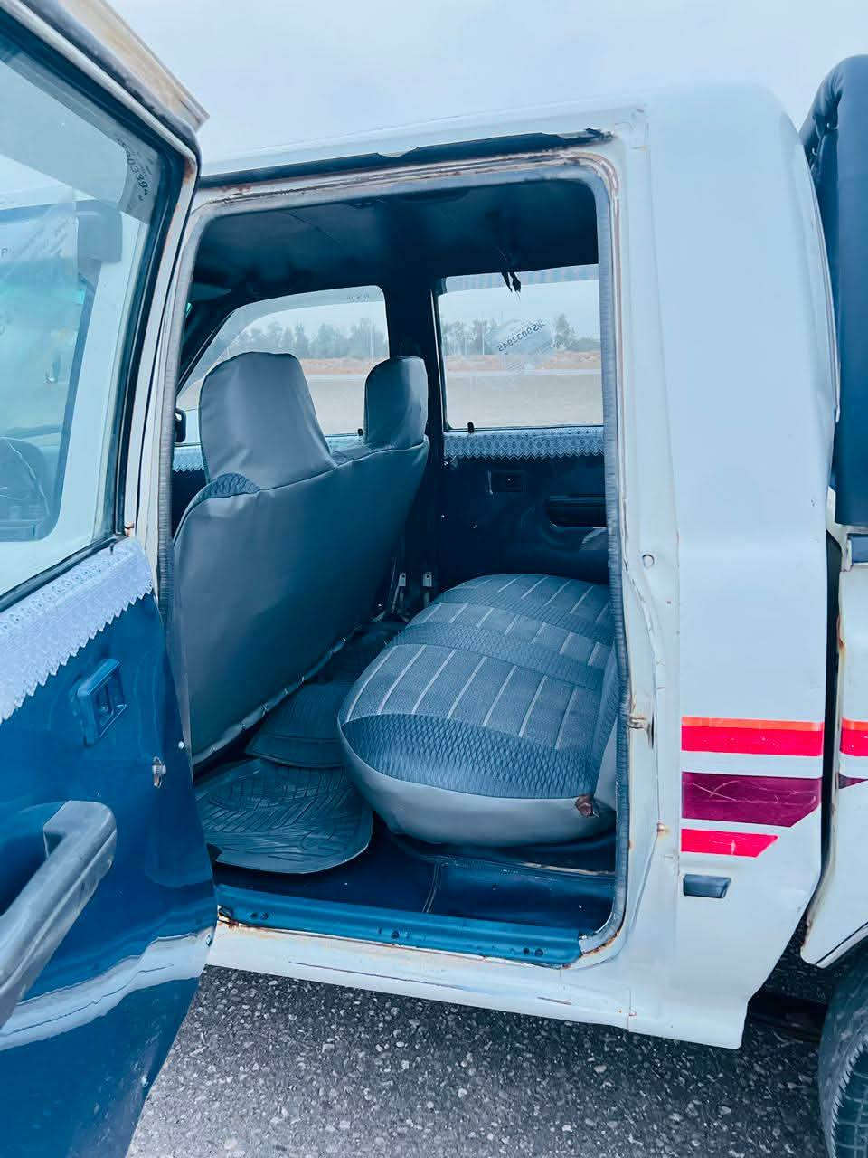 السلام عليكم بيكم 1992 رقم واسط انكليزي كير مكينه وشاصي مكفولات حداديه نضيفه كهربائيات كلها شغاله شاشه بلوتوث سياره حلوه بلاديه دوشمه السعر 65 وبيها مجال مكاني ديوانية ***********
