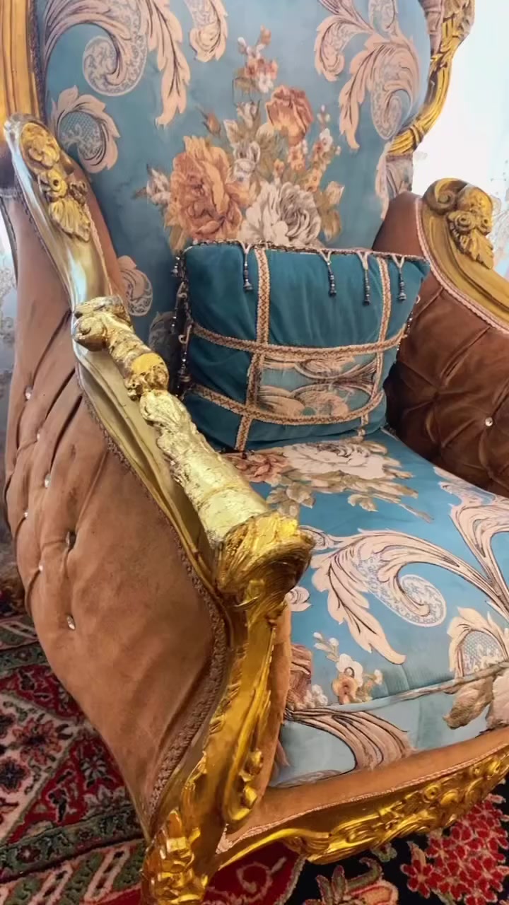 تخم مصري زان ١٠ مقاعد مع كوشات سعره بمليون ونص وبي مجال 
ميز طعام  مصري غير مستخدم نهائيا  سعره بمليون


**إذا كنت صاحب هذا الإعلان وتريد حذفه لأي سبب، رجاءا أرسل رسالة إلى الدعم الفني**