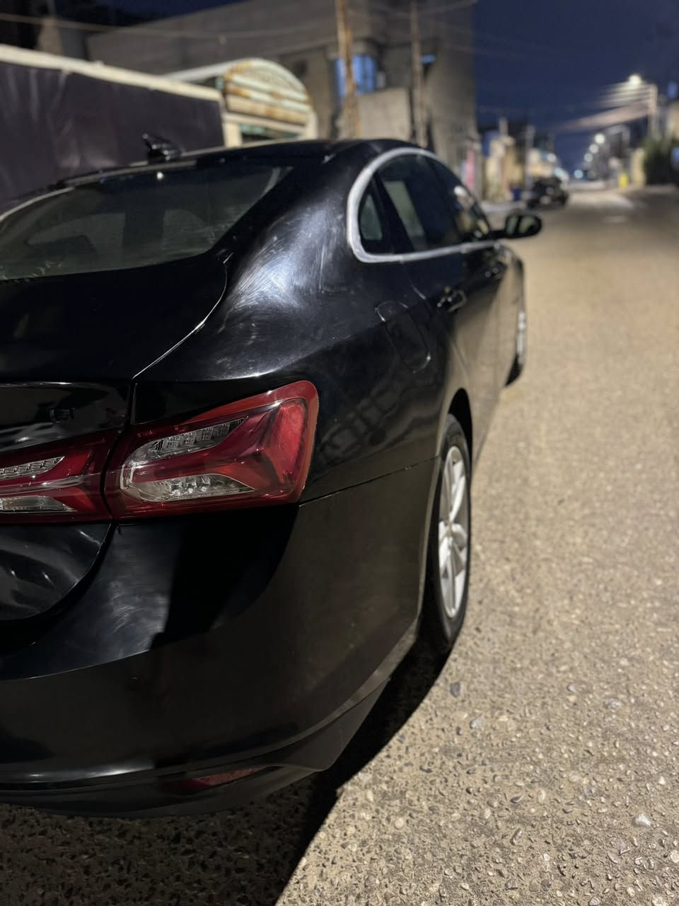 شفروليه ماليبو اسود موديل 2021 للبيع
السلام عليكم 

ماليبو Lt للبيع موديل 2021 معوقين بصرة سنتين وتصير حره المعوق ولد شاب 

اللون اسود الحادث موضع في الصور كلشي راجع بارد ماكو تبديل ايرباك ضارب السيارة تحتاج بعض الترتيبات الخفيفة راديتر بلادي سليم حدادية تبديل كلها جديد 

حجم المحرك : 1500 تيربو 

بصمة 

تحكم ستيرن

كشن هيتر + كشن سايق كهربائي 

تبريد قطعتين 

حساسات خلفية

شاشة تدعم كار ابلي + اندرويد 

ماشية فقط  41mi

مكان السيارة البصرة المطيحة

السعر 128 ورقة بيع فقط

للاستفسار الاتصال او واتساب

***********
