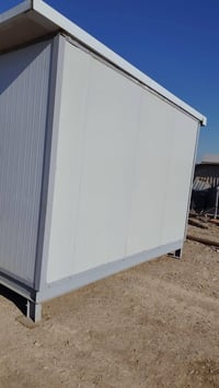 عندي ٤كرفانات الطول ١٣ م غرفتين قاطع واحد والعرض ٣ونص م للبيع الاتصال ...