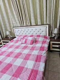غرفة نوم • ٨قطع • للبيع
