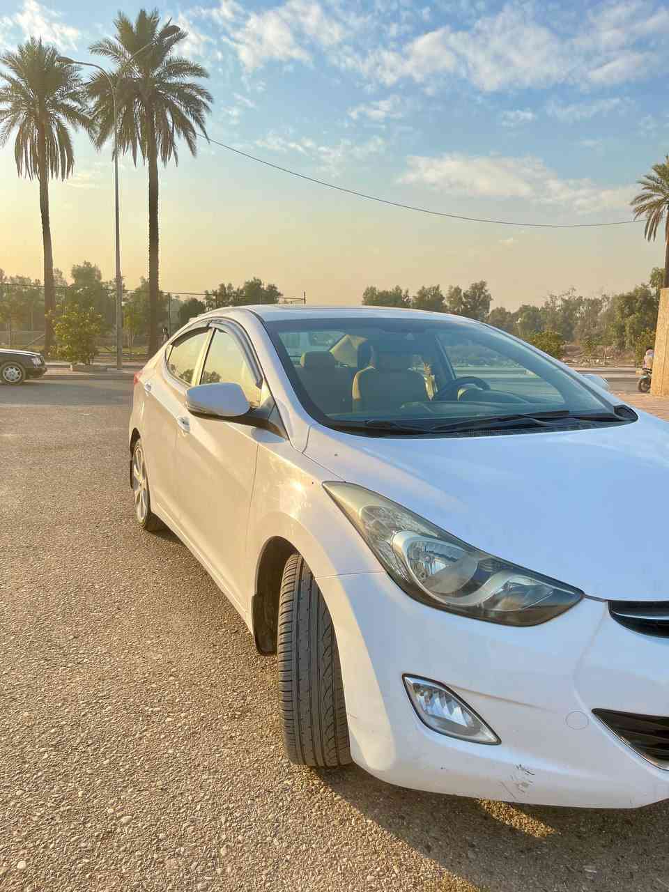 🚗 للبيع هيونداي النترا 2013 – فئة GLS (فول مواصفات)
الموديل: 2013
حجم المحرك: 1600 
ناقل الحركة: أوتوماتيك
الوقود: بنزين – اقتصادي جداً

محرك 1600 
⭐ المواصفات:
✔️ فول مواصفات
✔️ تكييف ممتاز
✔️ زجاج كهرباء
✔️ مرايا كهرباء
✔️ نظام ABS
✔️ تحكم بالمقود
 الحالة:
✅ السيارة نظيفة جداً
✅ استخدام شخصي
✅ كلشي شغال
✅ ما تحتاج أي مصروف
للتواصل على الرقم
***********
