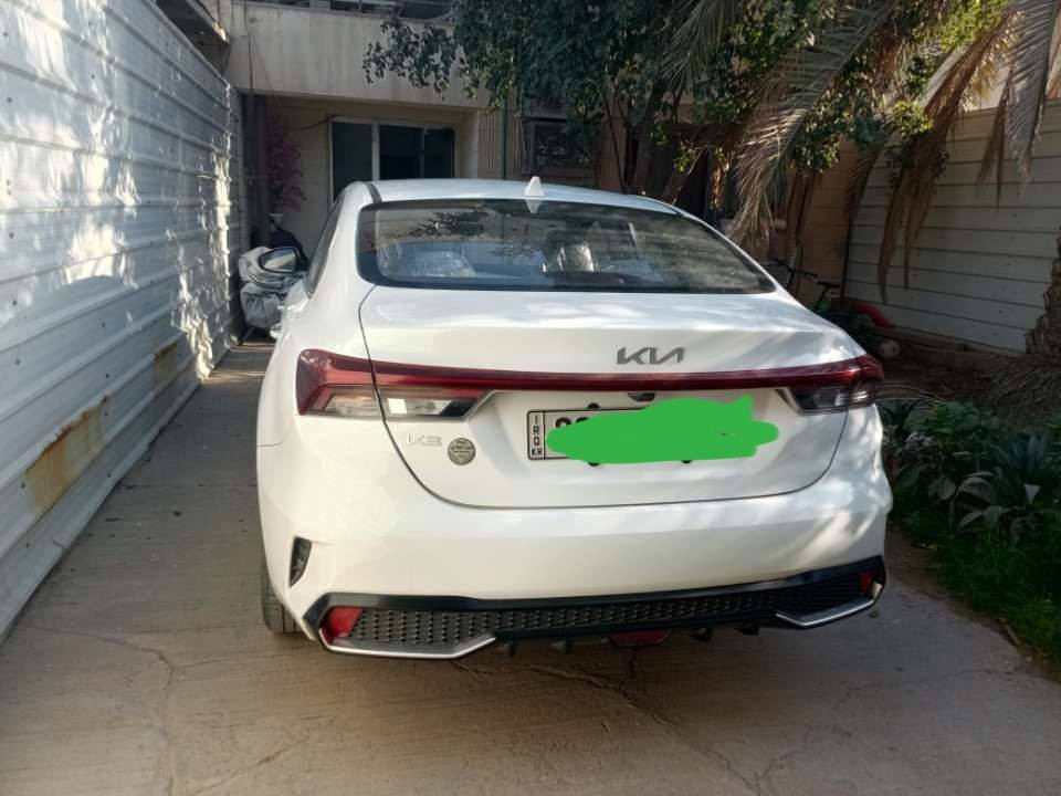 السلام عليكم 

K3 2022موديل

السياره كفاله عامه ماشيه 50 الف كيلو 

فول موصفات اعلى فئه تجي
 قطعتين تبريد 
شاشه دتجتل
 مثبت سرعه
 دواخل بيج
 صندوك ذكي 
سايد بريك كهربائي
 اوتو هولد 
تحكم ستيرن جهتين
 تكت التبريد لمس
جام كهربائي 

رقم اربيل بسم شركة تحويل او وكاله السياره جديده بمعنى الكلمه 
السعر /135 
العنوان كربلاء
***********
