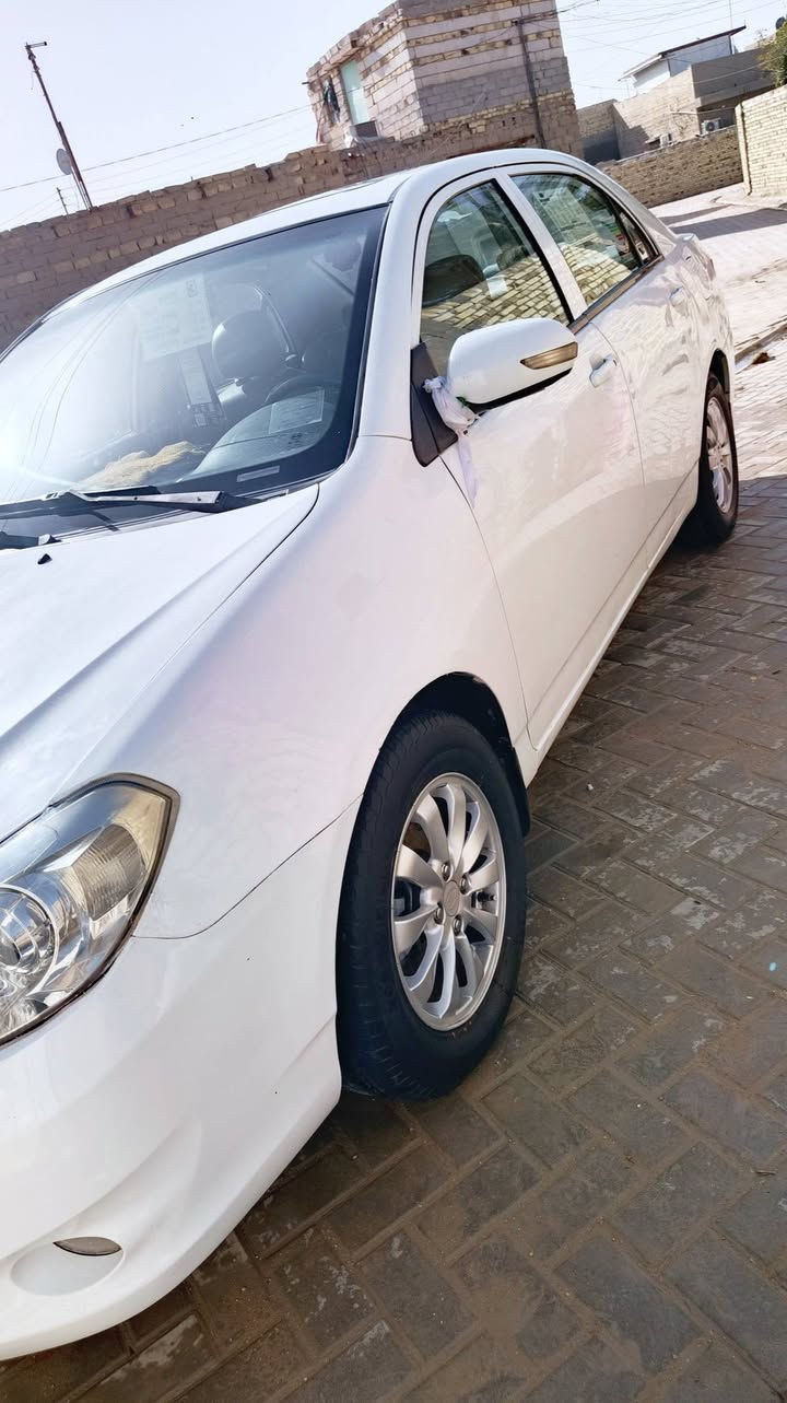 السلام عليكم BUD 2013
رقم الماني كربلاء كفالة عامة ماعدة بارد بسيد جوة قبق البانزين ومثل ماموضح بصور 
الي بجنطة صاحبها يريد مداور 
سيارة جاهزة گير عادي لا محور ولا ملعوب بيها بلاد  تبريد تدفئة كشنات جلد فتحت سقف تخم تاير حدادية منضومة بريك
  سعرها 55 وبيها مجال حق الجية واتصل وبيك خير ودلل ***********
