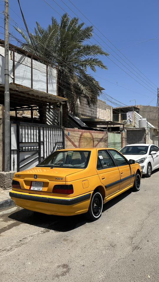 السلام عليكم بيجو بارص ٢٠١٨ سياره حلوه ونضيفه مكينه بيه بدايه خيط وباب خلف السايق مبدل والباقي مكفول عنواني البصرة الامن الداخلي سعر ٤٧ وبيها مجال هـ ***********
