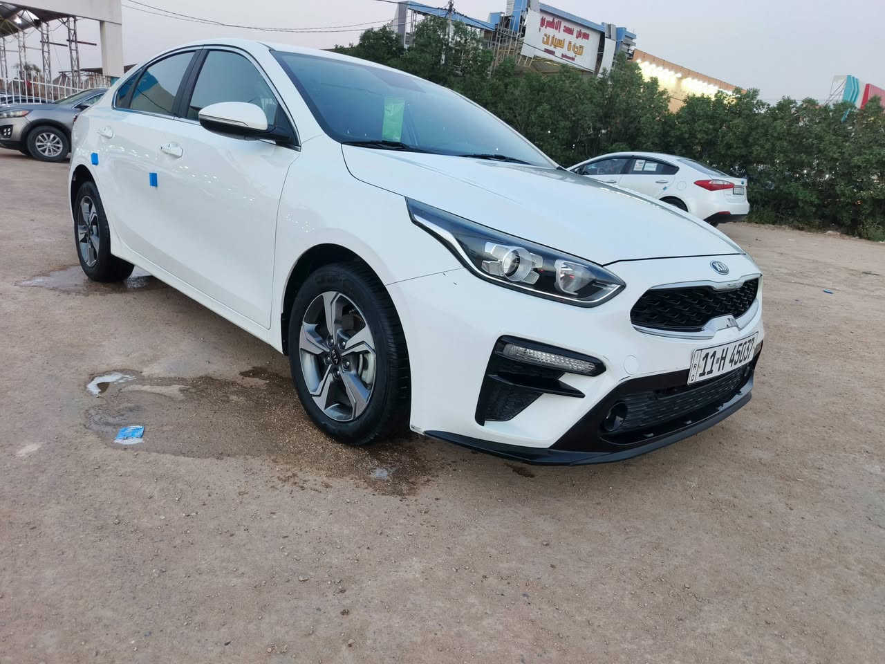 ياالله
للبيع كيا سيراتو موديل 2019سيارة جديدة ونظيفة جداً مكفولة كفالة عامة عدا بارد قليل 

المواصفات فول كامل ✅بصمة تشغيل عن بعد حساس أمامي خلفي ترحيب المشي 77 ألف 

السعر: 155 قابل للتفاوض البسيط 

الشراي اتصل 📞***********
