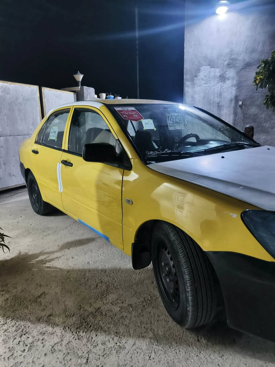 2010 كير عادي 
محرك وكير جدد 
صدر امامي خلفي جديد 
منضومة تبريد جديد 
تخم تاير 
السعر ٦٠ بيها مجال بسيط
رقم قادسية باسمي مكاني بغداد 
***********
