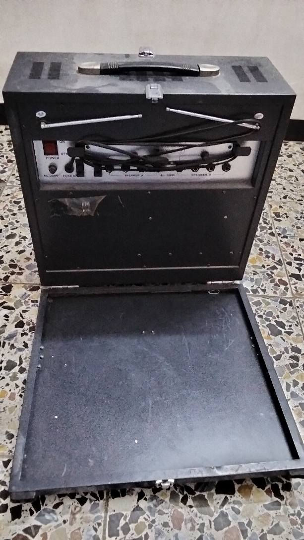 السلام عليكم ورحمة الله وبركاته مكسر نضيف للبيع خطين صدى بطيئ سريع مكان بغداد جسر  ديالى ***********
