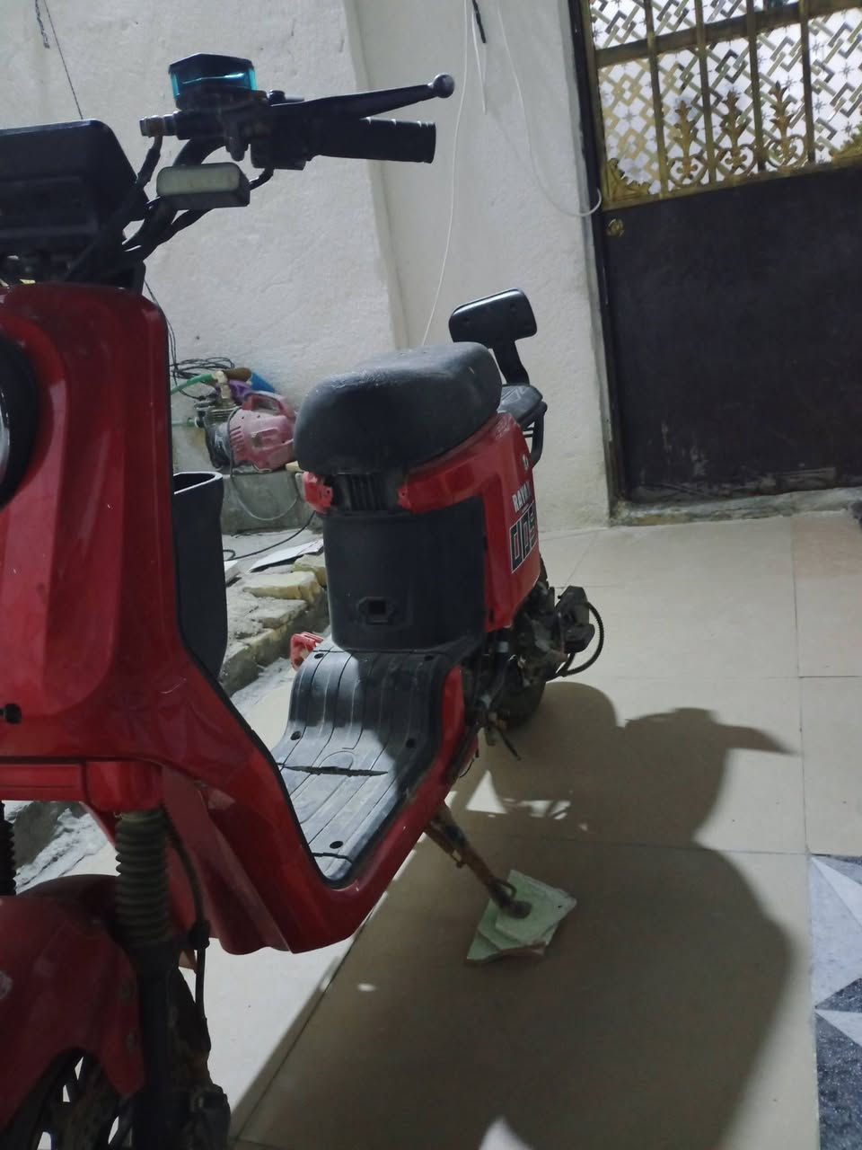 دراجه R9 لبيع دراجه بطاريات طاكه ابيع هيج وضع بدون بطاريات سعره 125 مكان البصره الجزيره ***********
