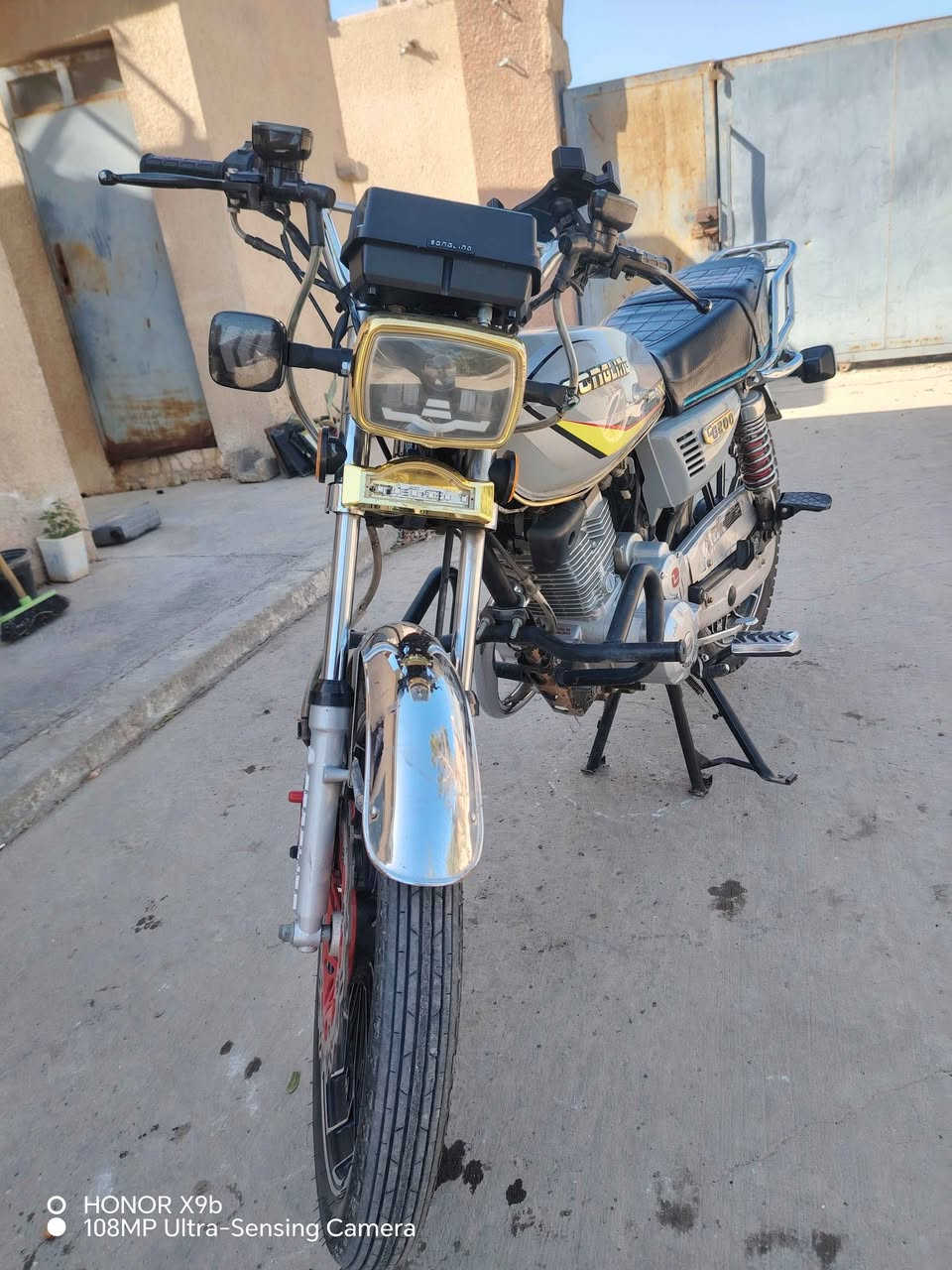 سونيك موديل ٢٥ شهر ال ١١ ماشيه 4200 حقيقي كفاله عامه مكاني المحمودية حي ١٧ *********** بغداد, العراق
