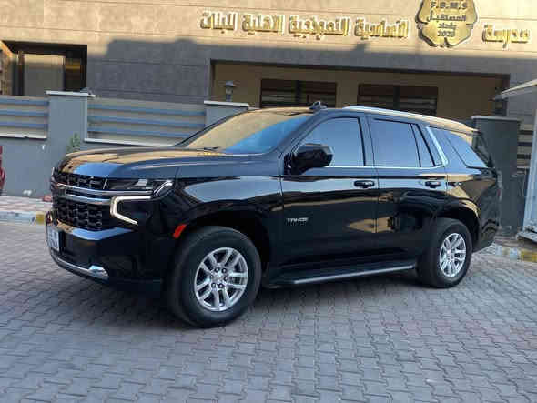 تاهو موديل 2024 خليجي  فئه LSماشيه ٢٣ الف كم بعدها بريحه الشركة
محرك 5300 المرغوب 
رادار أمامي و جانبي 
خمس بصمات
مغلفة. ppf حتى الجامة الامامية
رقم بغداد دولي باسمي تحويل مباشر 
السيارة مكفوله من الصبغ والبارد والدبل كود 
العنوان / بغداد الكرخ حي الحسين
السعر /  518 ورقه 
للاستفسار / ***********
