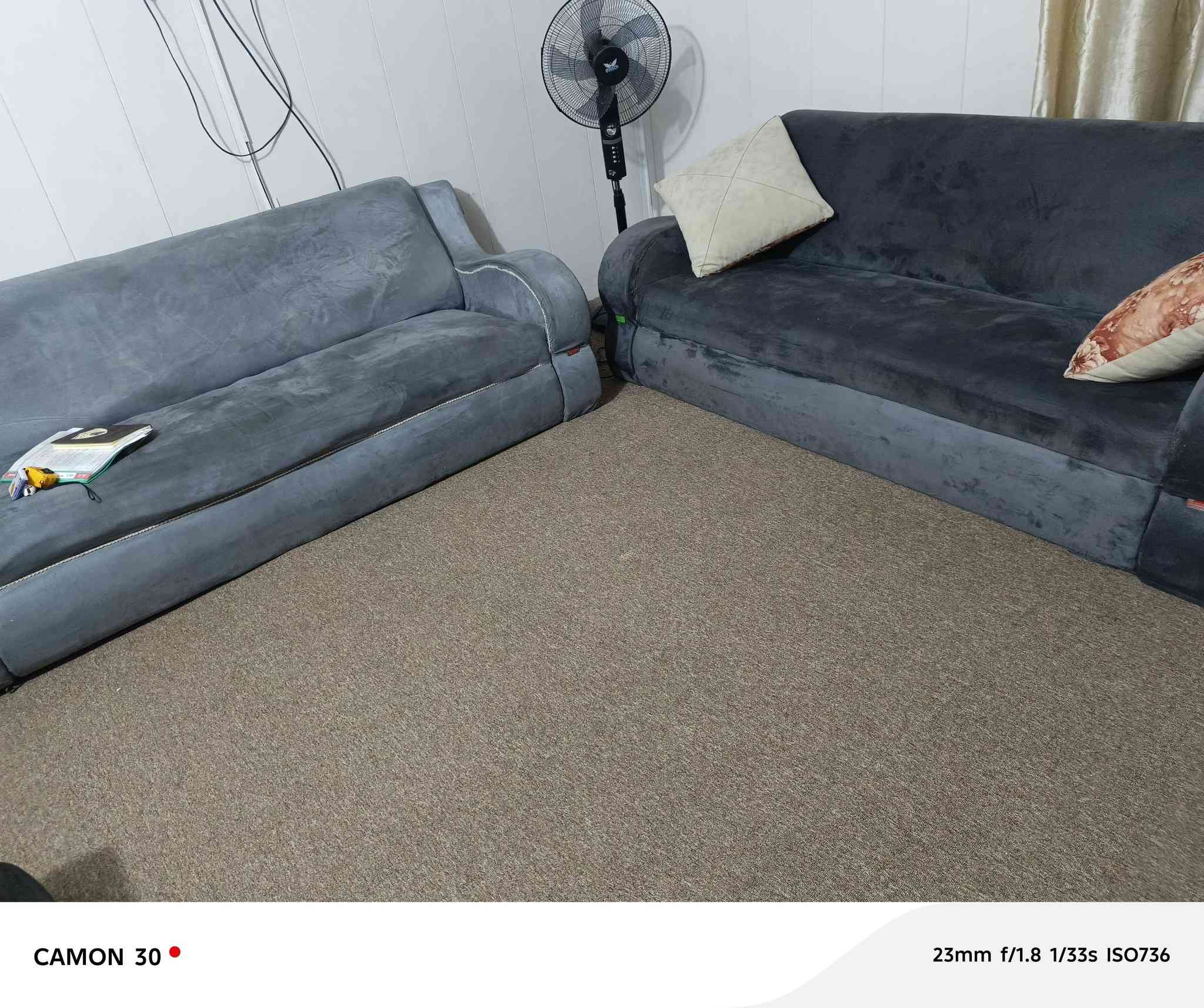 تخم للبيع عشر نفرات سعره ١٥٠ 
***********
