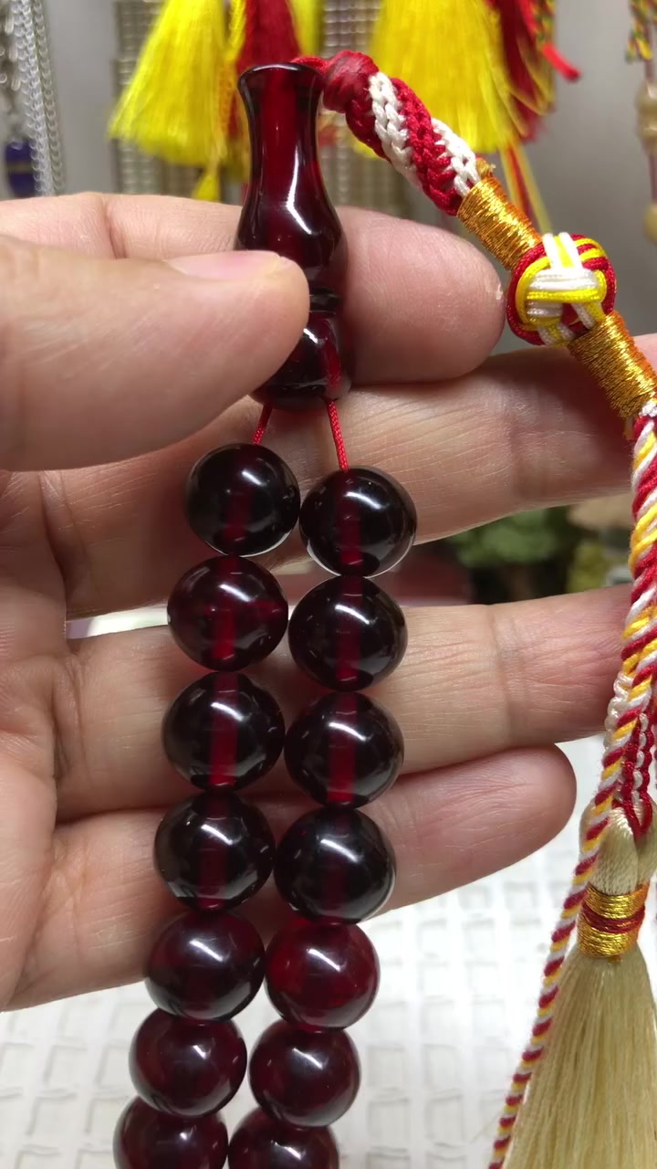 السلام عليكم
عروض رمضان 
مسباح سندلوس 🍒 كرزي مساطب خامه اصليه ذمه جراخه اسطه أماني كركوشه خليجي قطعه اجمل من الصور 
الوزن ٥٢ غم القياس ١٢ العدد ٤٥ خرزه 
السعر ٢٢ الف شامل اجور التوصيل والسعر قطعي لطفا


**إذا كنت صاحب هذا الإعلان وتريد حذفه لأي سبب، رجاءا أرسل رسالة إلى الدعم الفني**