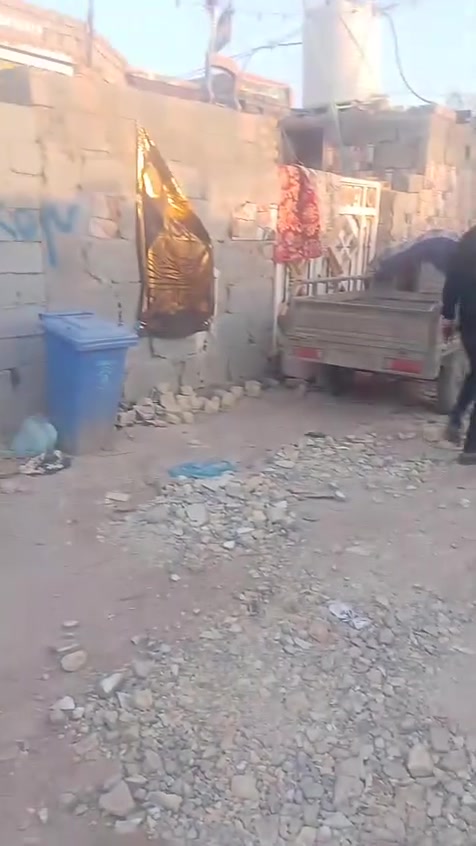 سلام عليكم قطعه في الشطره بل  حاوي بيكات. للبيع مساحه 180متر مجاري ماي كهرباء سعر 20مليون رقمي***********
سلام عليكم قطعه في الشطره بل  حاوي بيكات. للبيع مساحه 180متر مجاري ماي كهرباء سعر 20مليون رقمي***********
***********غير متواجد عله الفيس
