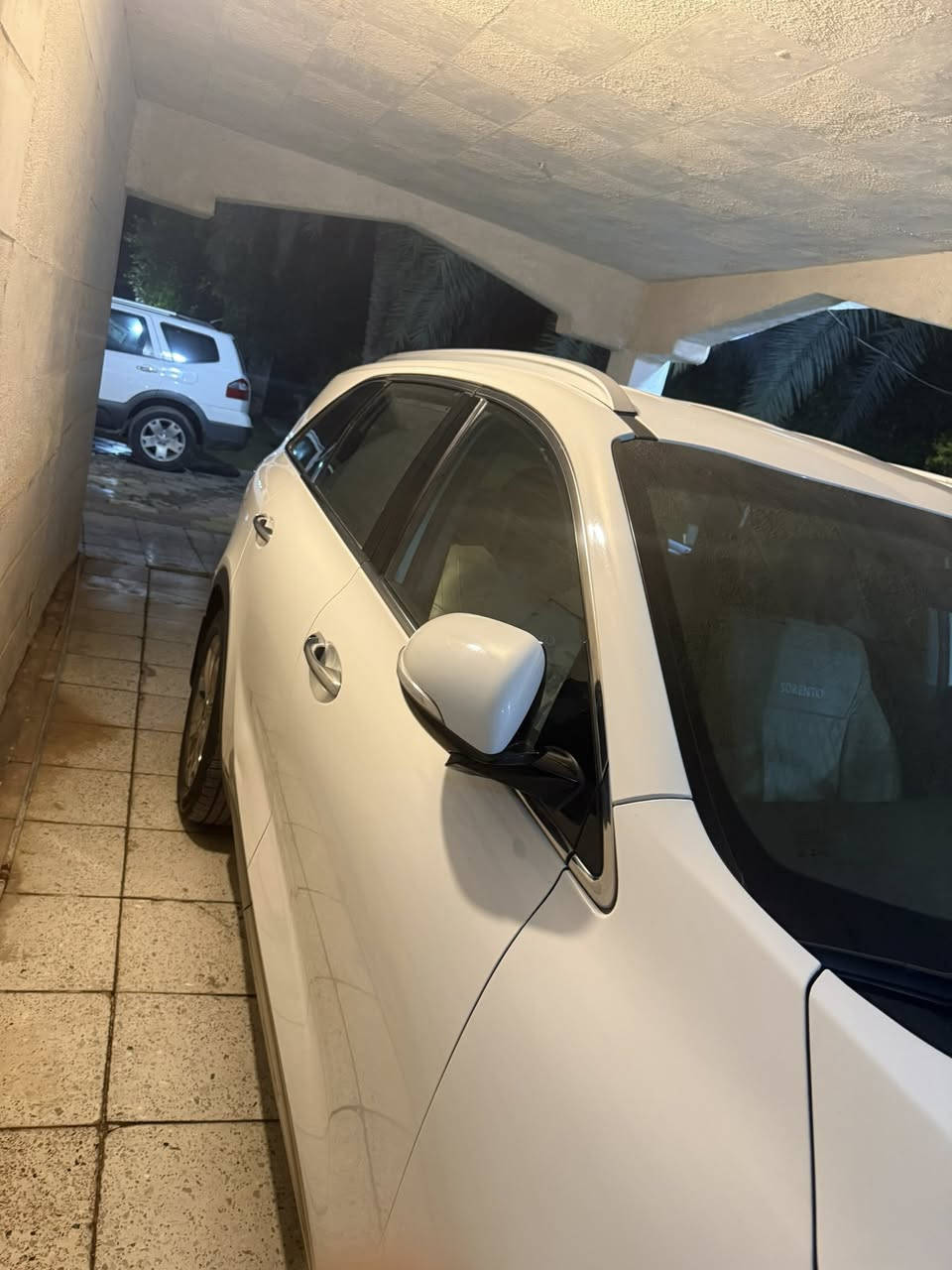 كيا سورنتو خليجي
رقم انكليزي جديد مشروع وطني 

موديل ٢٠٢٠

دبل شباك الشكل الجديد 

لون ابيض 

٦ سلندر ٧ راكب 

فوووووول مواصفات بدون فتحة 

بصمتين: تشغيل وتقفيل 

بنووورما طكتين جام 

بردات خلفية اصلية ￼￼

الباب الخلفي كهرباء 

كشنات جلد اصلي لونين 

كشنات ٢ كهرباء 

شاشة كبيرة اندرويد 

جي : بي: اس : خرائط طرق 

كامرة دوارة اصلية 

حساس امامي وخلفي 

مري شفط مع القفل 

تحكم استيرن فول 

حاكية : ابلوتوث: اوكس 

شاشة الدشبول الكترونية 

نظام ايكو درايف 

نظام سبورت ورياضي وعادي 

تبريد ابيانو لمس 

تبريد ٣ قطع ثلج 

مانع انزلاق وانحدار 

اضواء ترحيب بليدات 

علامة سورنتو بلدوسة 

لد امامي وخلفي 

لايت زنون اصلي 

اشاير بلمري 

يدات نيكل اصلي 

ويل اكروم ١٩

تخم تاير جديد لك 

ادك جرس بال١٢٠

لايت اسود ٥ عدسات 

كير ومكينة وصدر وحدادية وتبريد خير من اللة 

كفالة بدون قطرة صبغ وبدون ضربة وتبديل واشخوط وبارد وصبغ 

سيارة جديدة ومال بيت مابية اي نقص 

الرقم الدولي الجديد/ هزة جديدة/ سنوية جديدة 
رقم بغداد
كتلوكات الشركة موجودات

مكان السيارة /صلاح الدين /بلد 

 السعر //٢٥٧$

واتساب 

للاستفسار الاتصال على ***********

‭

٠٧٨٤ ٥٨٧ ٨١١١‬
