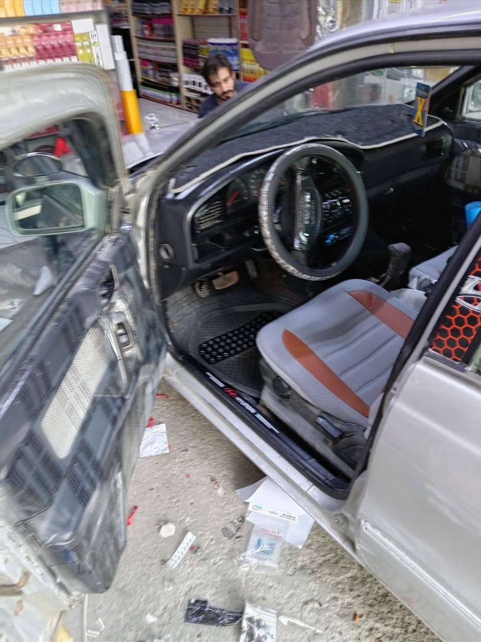 يالله النتره مال جناي سياره متصرف عليه لو ربع كبل للشغل السعر قفل ٢٥ سنويه كارتونيه وتحويل مباشر ***********
