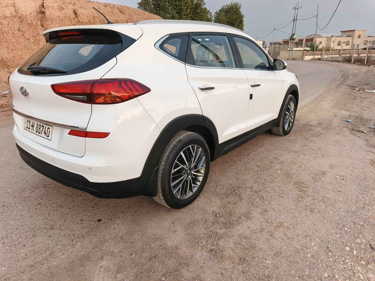 السلام عليكم توسان موديل ٢٠ فول مواصفات إشارة ترحيب بصمة أبواب بصمة تشغيل كشن كهرباء ماشيه ٤٨الف سنويه ال ٣٠ هزة جديدة المكان صلاح الدين بلد الاستفسار الاتصال ***********
