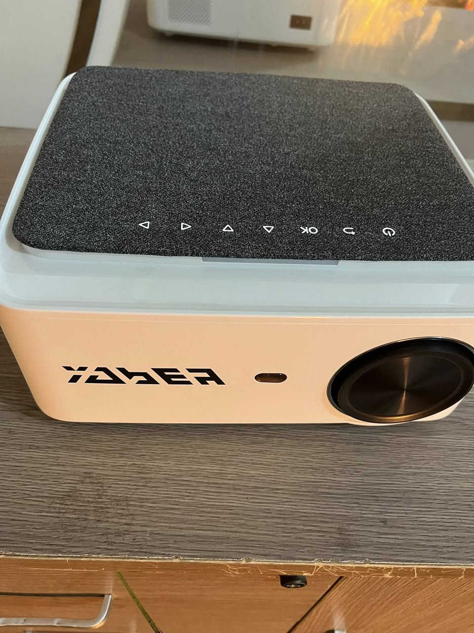 جهاز عرض yaber v6
دقة 1080
سطوع عالي 570ansi
مناسب للتدريس والقاعات
تشغيل ملفات office +word+pdf
يعمل بنظام بلوتوث +واي فاي🛜
ألوان الشاشة حقيقية ‎%‎
سماعة صوت ضخم ستيريو

السعر 90 الف


**إذا كنت صاحب هذا الإعلان وتريد حذفه لأي سبب، رجاءا أرسل رسالة إلى الدعم الفني**