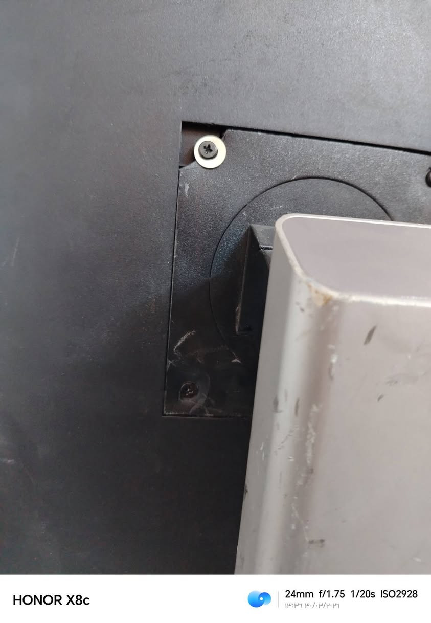 السلام عليكم
شاشة للبيع
دقة 1080 *1920
تردد 60H
الشاشة لا تحتوي سماعة
و بيها كسر في الحامل مال شاشة
مثل ما موضح بالصور
و ما مأثر على الشاشة
السعر ٦٠ و بيهة مجال بسيط
التوصيل داخل بغداد فقط


**إذا كنت صاحب هذا الإعلان وتريد حذفه لأي سبب، رجاءا أرسل رسالة إلى الدعم الفني**