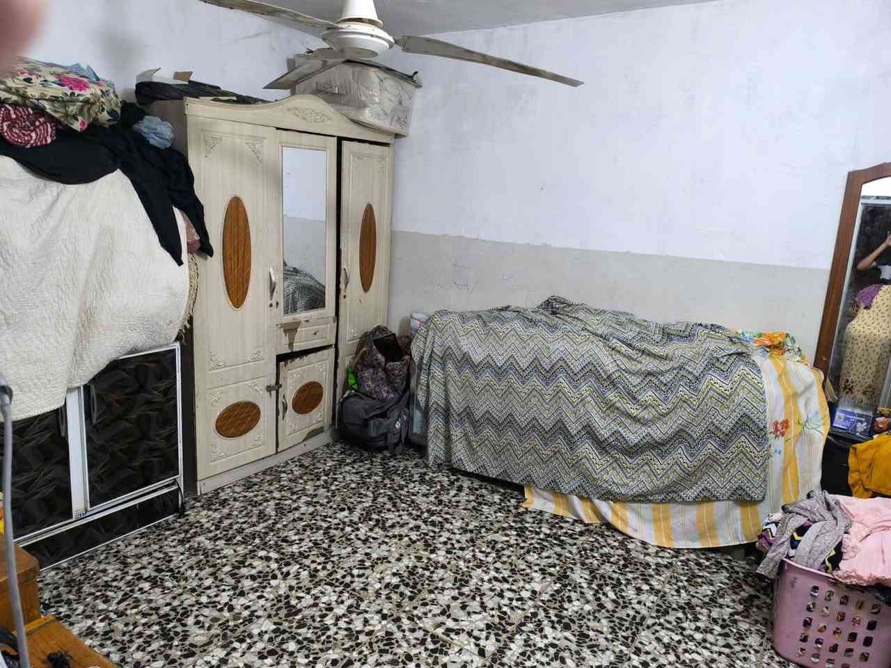 بيت طابقين ونص للبيع طابو صرف مساحة 220 مكان بغداد الحسينيه الجريخي الطابق الاول يحتوي على استقبال كراج كبير وصاله ومطبخ وغرفتين نوم وحمامات 2
بيت طابقين ونص للبيع طابو صرف مساحة 220 متر مكان بغداد الحسينيه الجريخي الطابق الاول يحتوي على استقبال كراج كبير وصاله ومطبخ وغرفتين نوم وحمامات 2 
والطابق الثاني يحتوي على 4 غرف نوم وحمام وممر كبير السعر خاص 
***********
***********
يوجد واتساب
