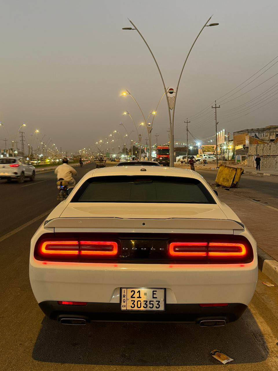 السلام عليكم دوج جالنجر2019 جيتي مواصفات معروفة محرك 6سلندر 3600حادثها جاملق وبنيد والسونار مرفق بالمنشور كير مكينه كفالة تخم تاير ماناقصها شي السيارة جاهزة السيارة بأسمي وسنوية مجددة السعر 153وبيها مجال قليل مكاني البصرة ابو الخصيب *********** البصرة, العراق
