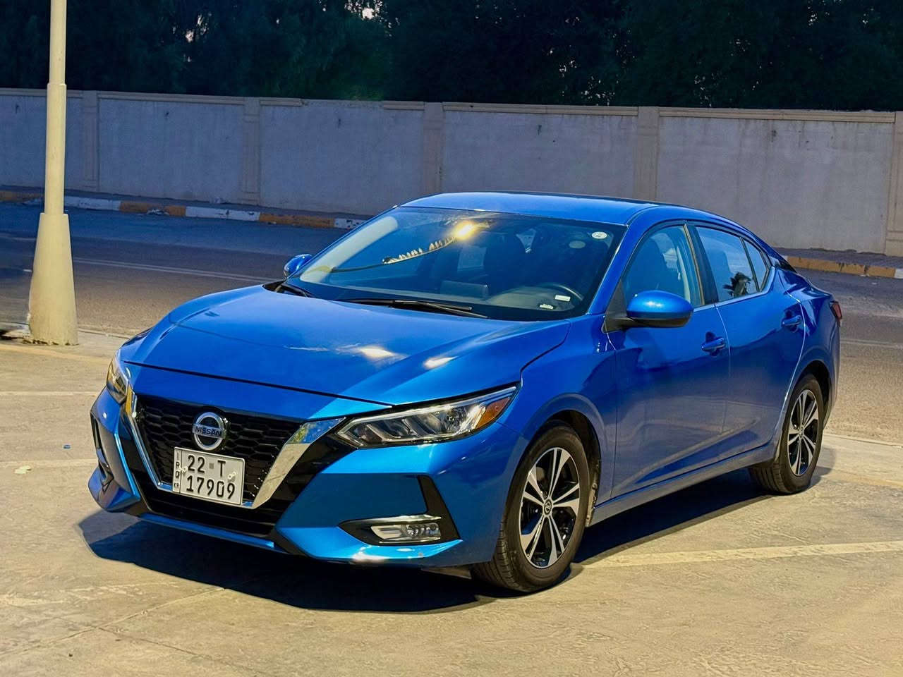 ‏2023 Nissan Sentra SV
السعر 🔥 (128) وبيهة مجال بسيط
السياره مرقمه جديد اربيل - رقم وفحص وهزه وسنويه جديد تحويل وكاله مضمون
لون ازرق 💙
ماشية 70ميل فقط مشي امريكا
الضرر - قطعتين صبغ وتبديل بنيد وجاملغ 
ملاحضه (رصعه بسيطة بباب امامي عكس السايق )
ايرباك  ستيرن وبرده راجع سستم
كير ومكينة مكفولات 
—————————————- 
موصفاته👇🏻
بصمه
ردار امامي خلفي
اتوستوب امامي خلفي
ابواب بصمه
تشغيل عن بعد
نقطة العمياء
تحديد المسار
مانع اصطدام 
تحديد السرعه
نظام سبورت وإيكو
شاشة كبير وكار بلاي
كاميرا
شاشه عطلات
ويل كب سبورت
العنوان بغداد العطيفية 
***********  إتصال وواتساب ممتواجد على الفيس
