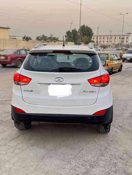 سلام عليكم 
توسان 2013
مكفوله من صبغ وتبديل بيه بارد بجاملغ شبر
رقم اربيل سنويه صاقطه وكاله عامه باسمي تحويل مباشر
السعر140$ بيه مجال
التواصل 
***********
ا
