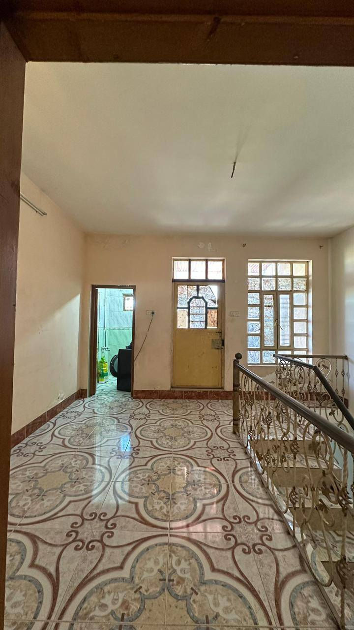 بيت للايجار حديث طابقين الفلوجه بحي النزال قرب جامع عبد العزيز  غرفتين وحده فوك وحده جوه وصاله واستقبال بدل 450 وبيه مجال قليل للاستفسار‏‪***********‬‏
