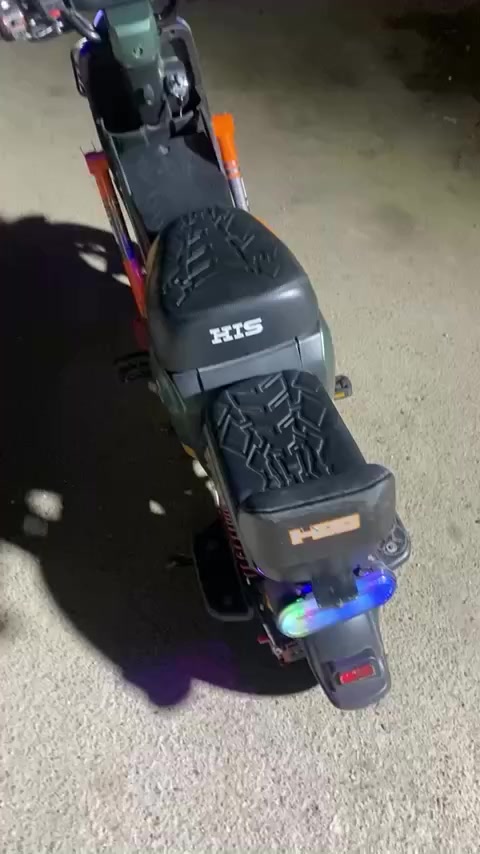 سلام عليكم دراجه X900 دراجه نضيف كلش بطاريت كلشي جديد تلمع سعرها450بيها مجال مكاني بغداد الحسينيه مال الراشديه ***********
