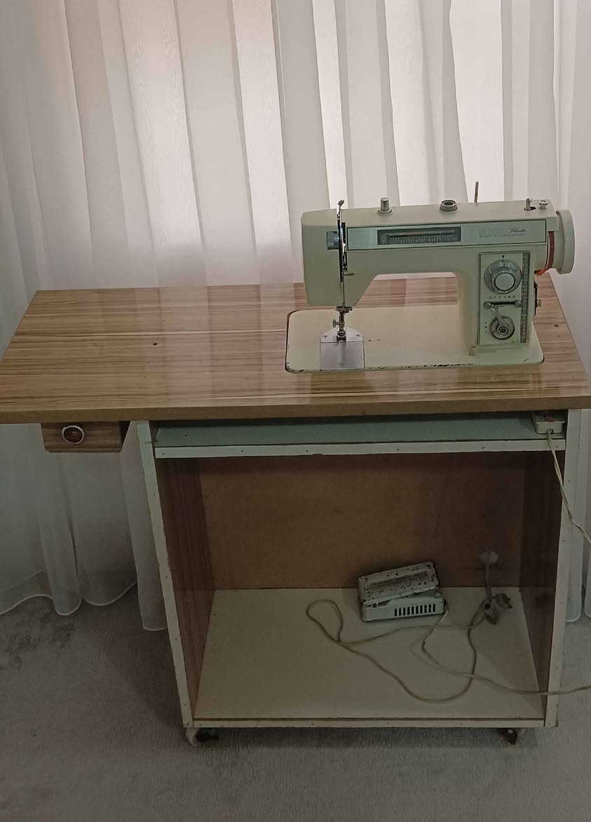 مەکینەی برازەری یابانی 24نەخش. ڕاستە درومان و نەخش و ئۆڤەرەکەی زۆر مەزبوتە. تەختەکەی دەستکردە و زۆر خاوێن و مەزبوتە. نرخی 150. گەیاندنمان هەیە بۆ هەموو شوێنێک. رانية, السليمانية


**إذا كنت صاحب هذا الإعلان وتريد حذفه لأي سبب، رجاءا أرسل رسالة إلى الدعم الفني**